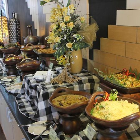 Maxonehotels.Com At Tidar Surabaya Ngoại thất bức ảnh
