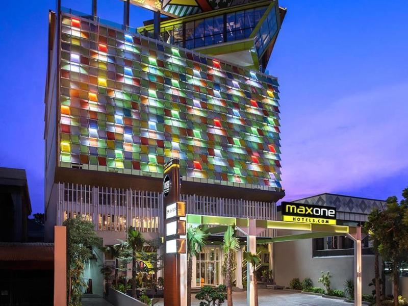 Maxonehotels.Com At Tidar Surabaya Ngoại thất bức ảnh
