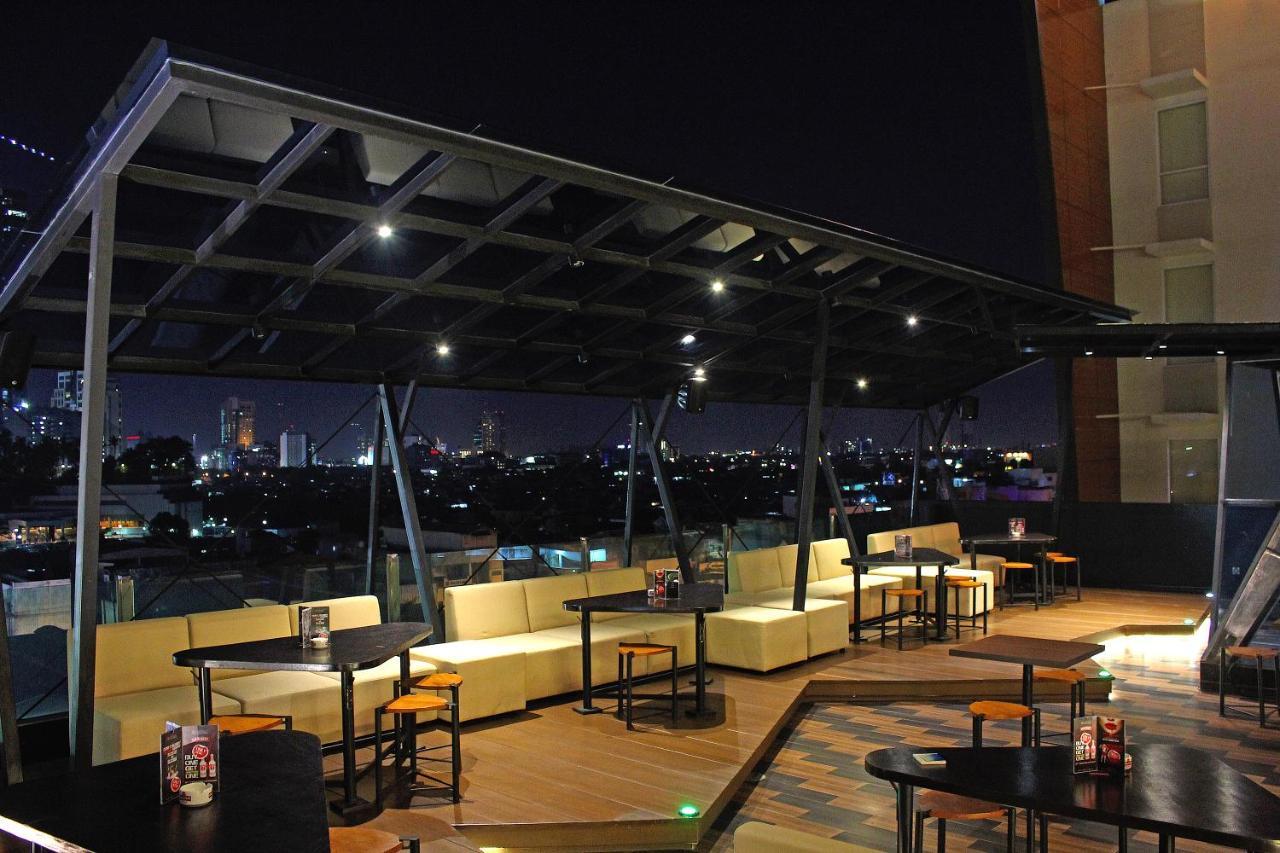 Maxonehotels.Com At Tidar Surabaya Ngoại thất bức ảnh