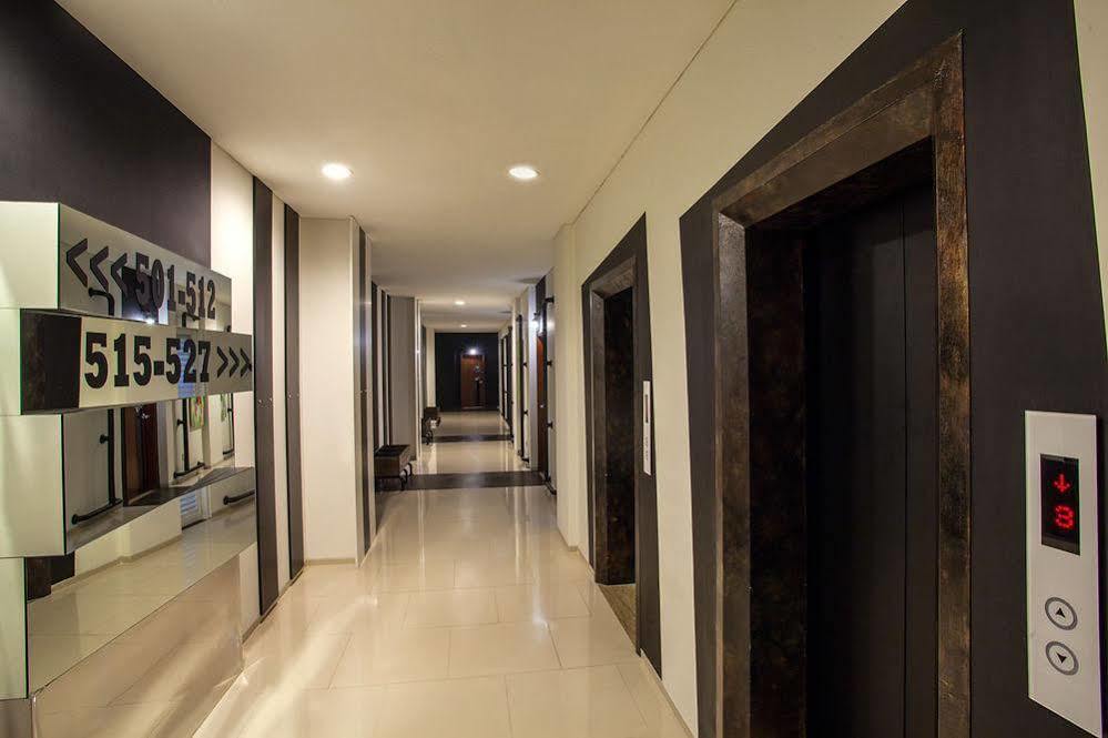 Maxonehotels.Com At Tidar Surabaya Ngoại thất bức ảnh